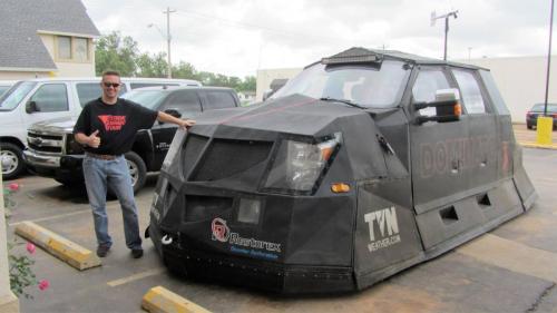 Reed Timmer and Dominator 3